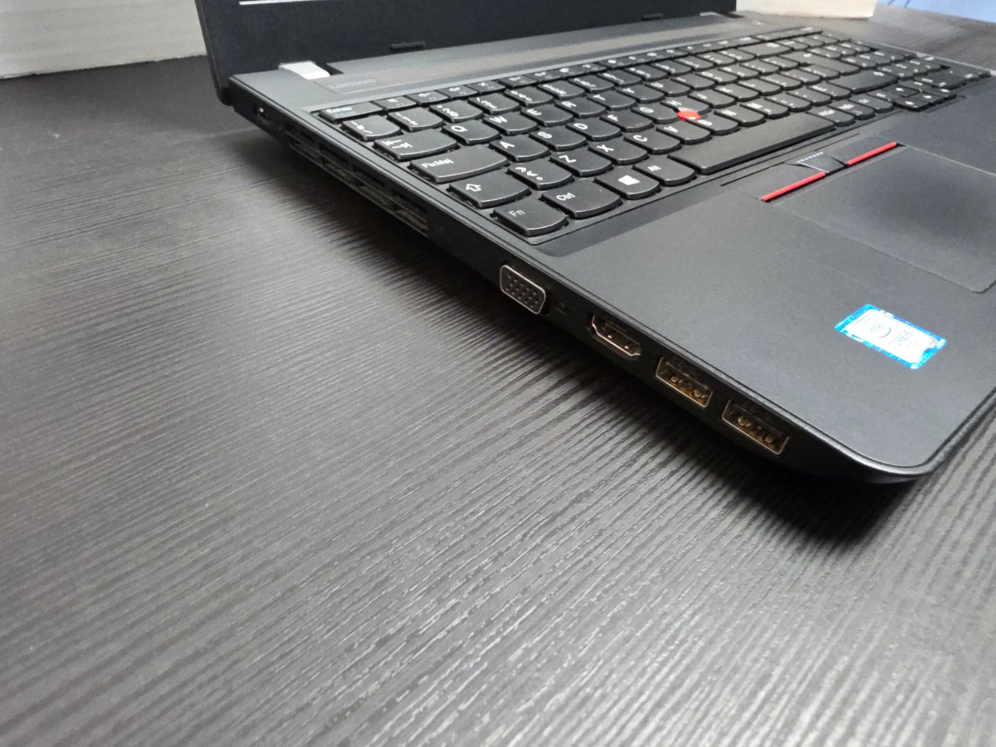 Lenovo ThinkPad E570 15.6" Intel Core i5 7200U