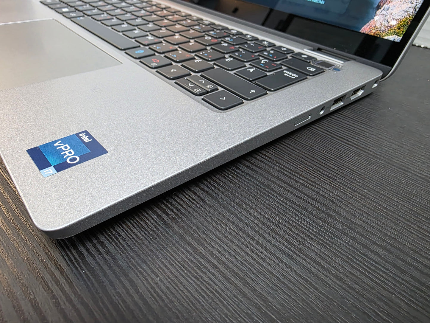 Dell Latitude 5330 2-en-1 Touch 13.3" Intel Core i7 1265U