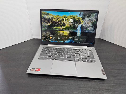 Lenovo ThinkBook 14 G3 ACL 14" AMD Ryzen 7 5700U (Clavier rétro-éclairé)