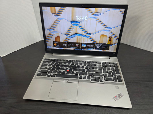 Lenovo ThinkPad E580 15.6" Intel Core i7 8550U