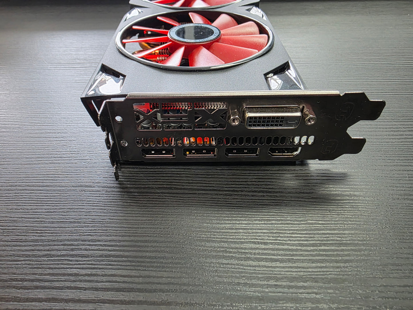 XFX Radeon RX 570 4GB RS OC+ GDDR5