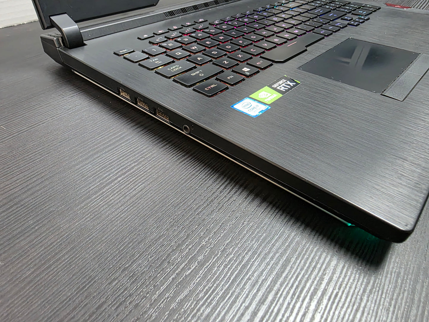 ASUS G731GW 17.3" Intel Core i7-9750H (RTX 2070)