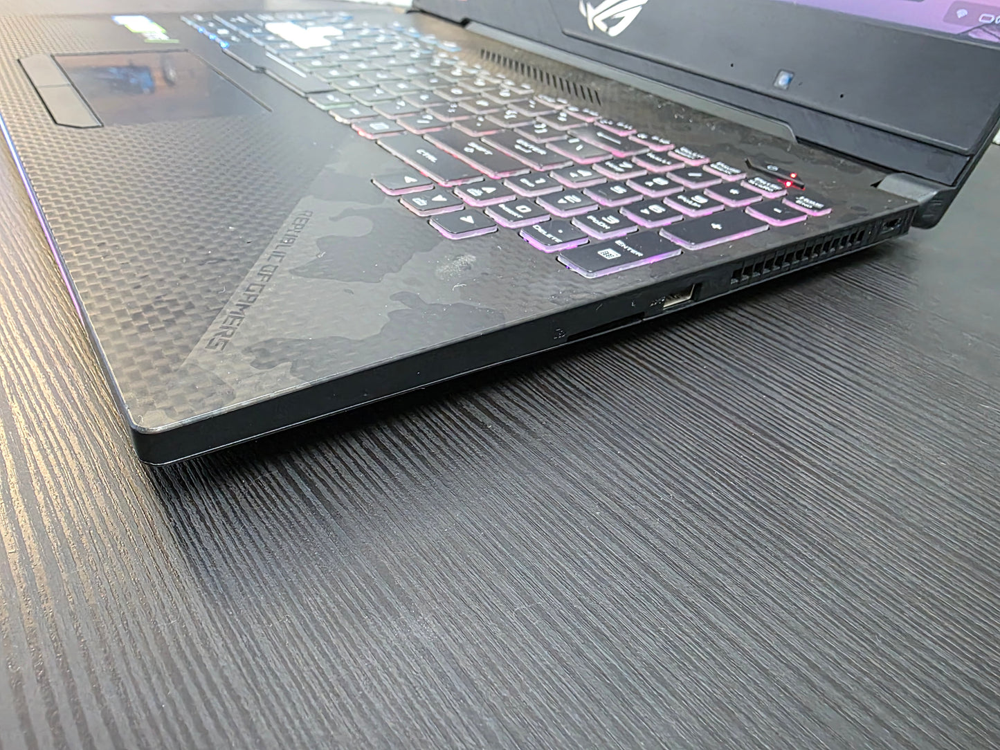 ASUS GL504GW 15.6" Intel Core i7-8750H (RTX 2070)