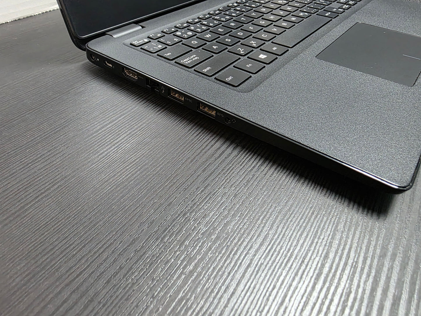 Dell Latitude 3400 14" Intel Core i5 8265U