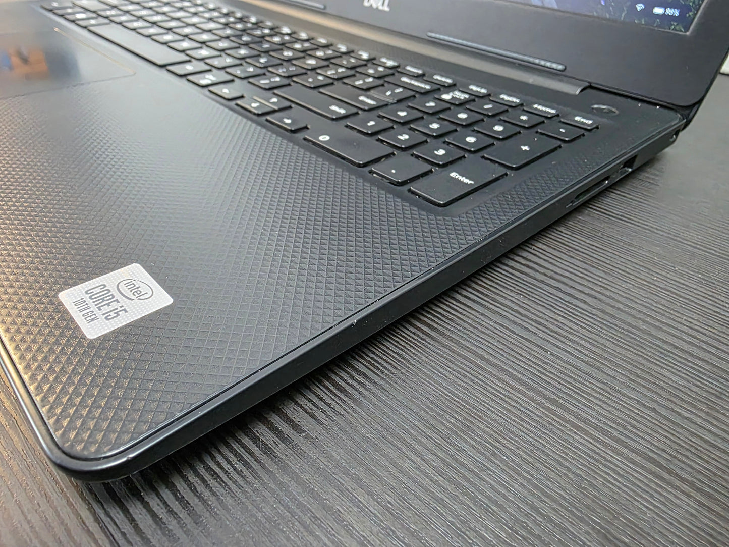 Dell Vostro 3590 15.6" Intel Core i5 10210U